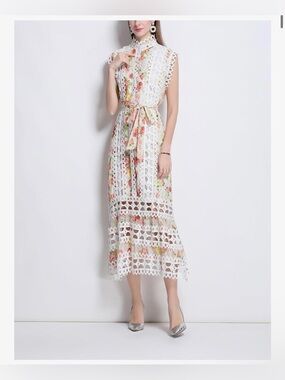 Lai Meng Five Cats Sleeveless White Floral Lace Midi Dress with Tie Waist Size M